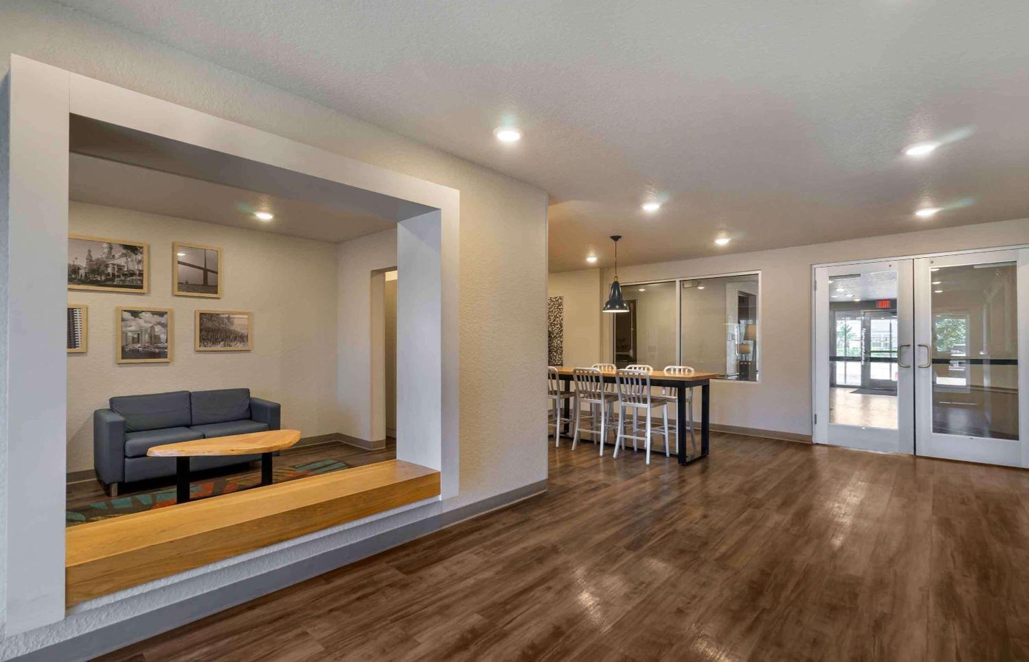 Extended Stay America Select Suites - Tampa - Brandon - East Heartland Dış mekan fotoğraf