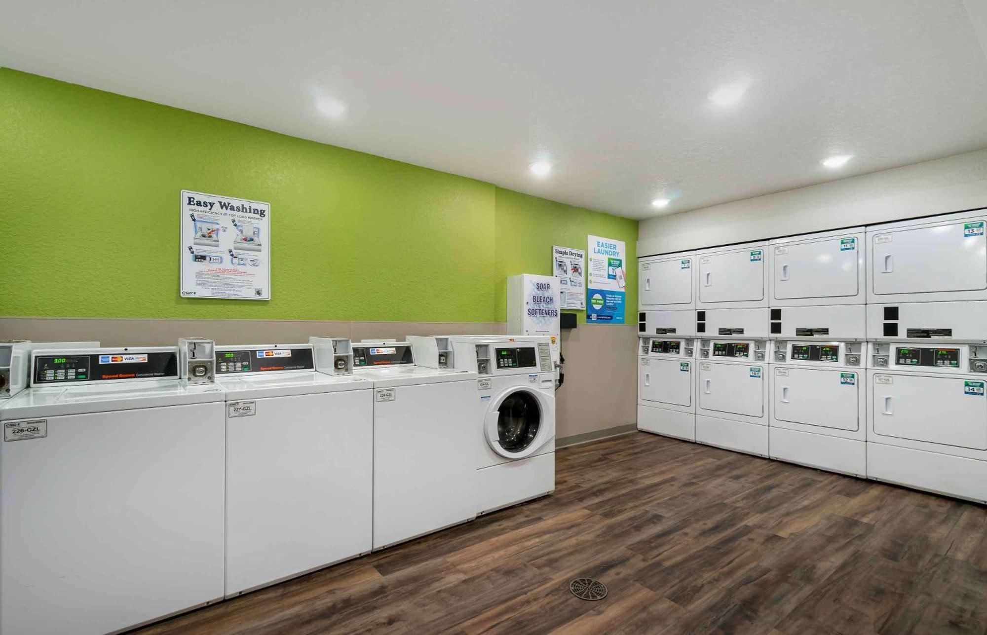 Extended Stay America Select Suites - Tampa - Brandon - East Heartland Dış mekan fotoğraf