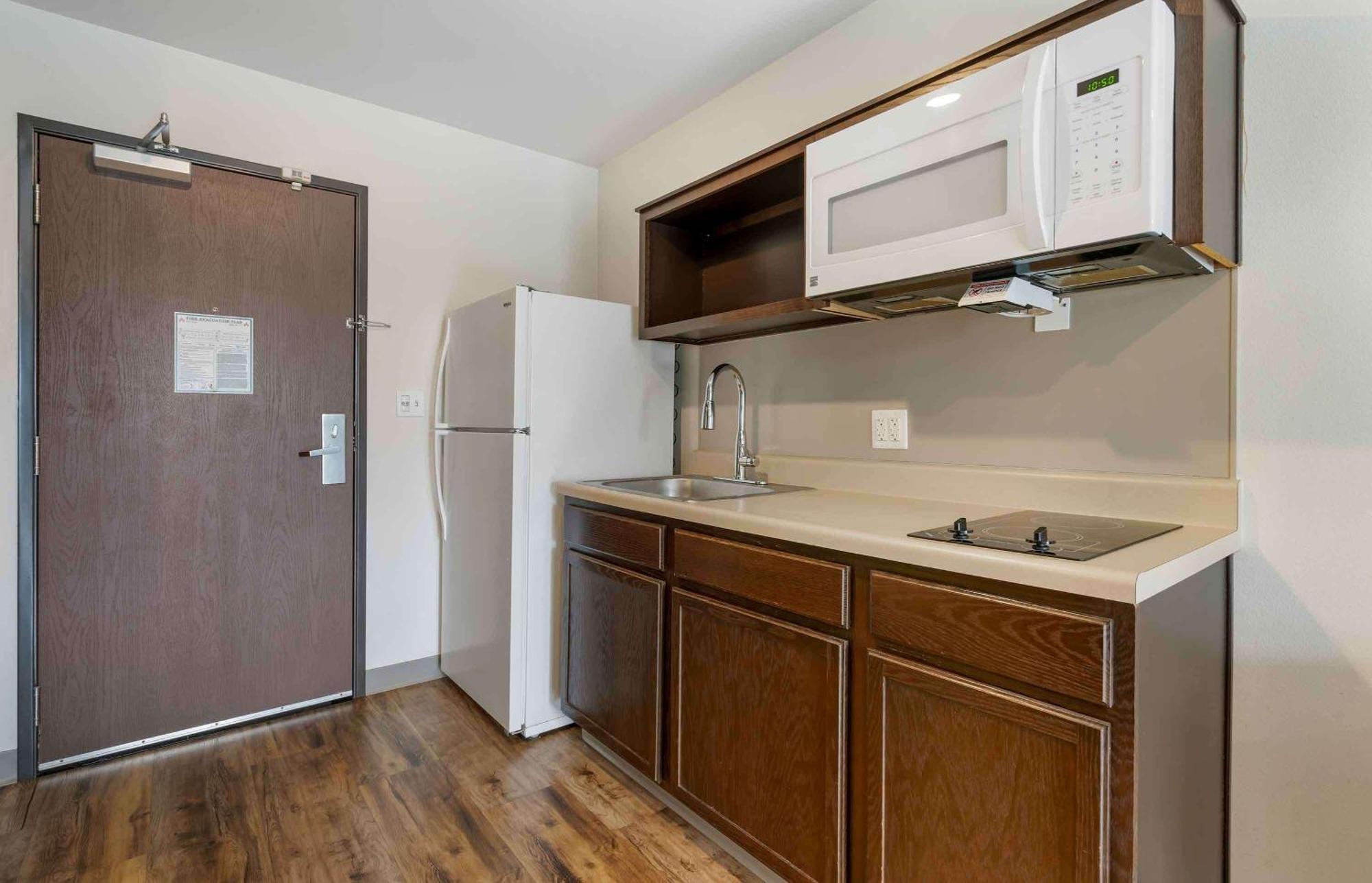 Extended Stay America Select Suites - Tampa - Brandon - East Heartland Dış mekan fotoğraf
