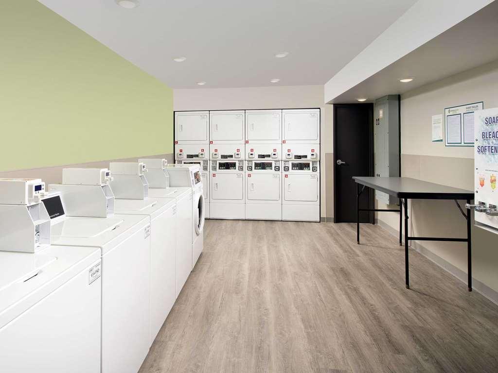 Extended Stay America Select Suites - Tampa - Brandon - East Heartland Konforlar fotoğraf