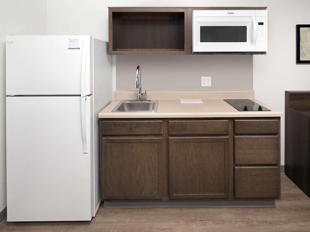 Extended Stay America Select Suites - Tampa - Brandon - East Heartland Oda fotoğraf
